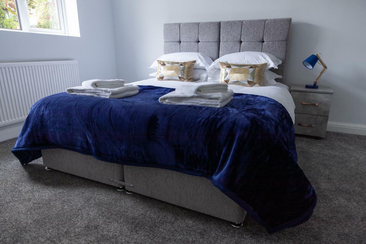 London Northwick Park Serviced Apartments By Riis Property ハーロウ エクステリア 写真