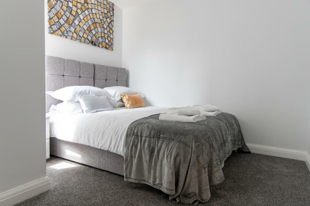 London Northwick Park Serviced Apartments By Riis Property ハーロウ エクステリア 写真