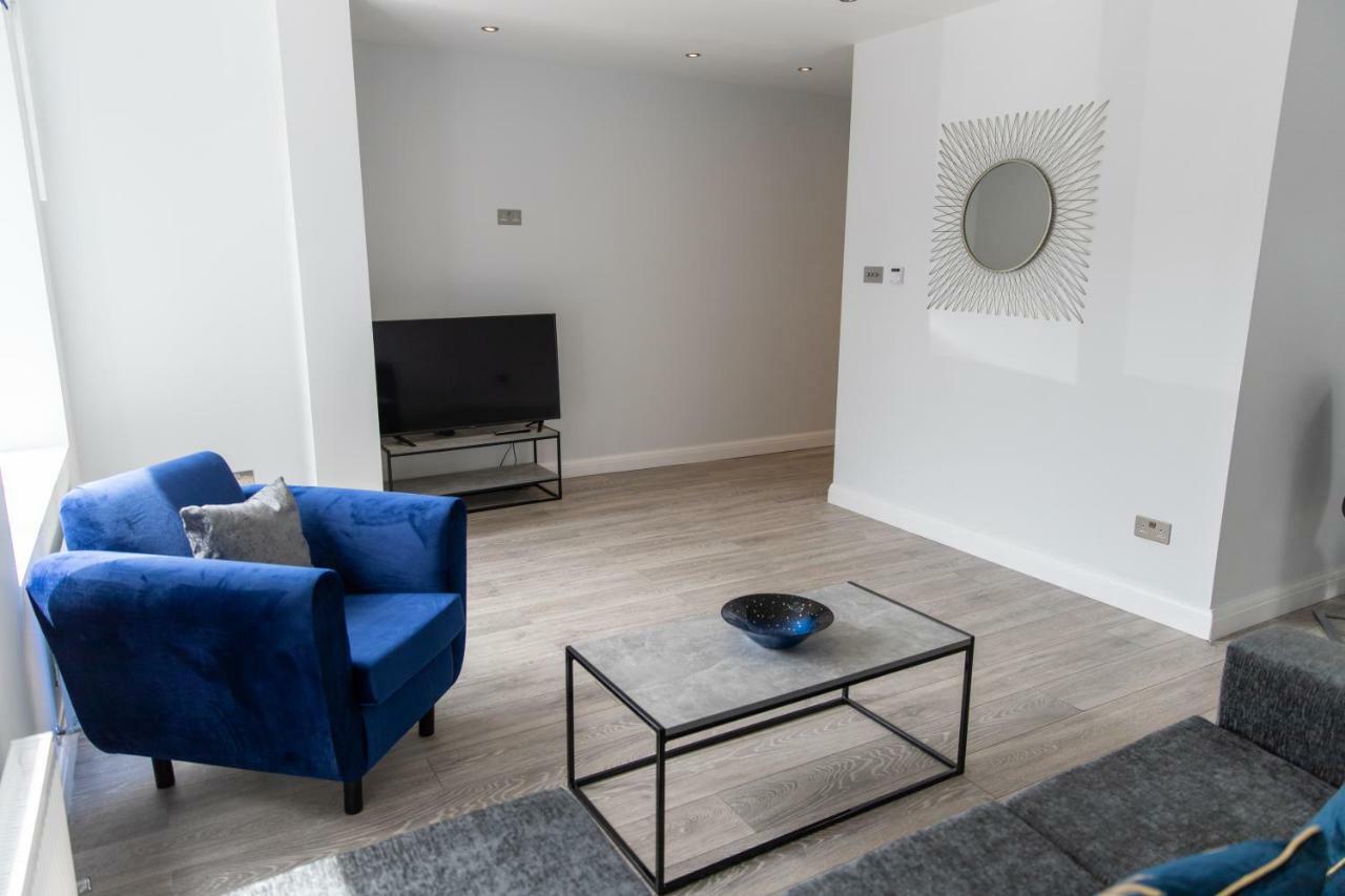 London Northwick Park Serviced Apartments By Riis Property ハーロウ エクステリア 写真