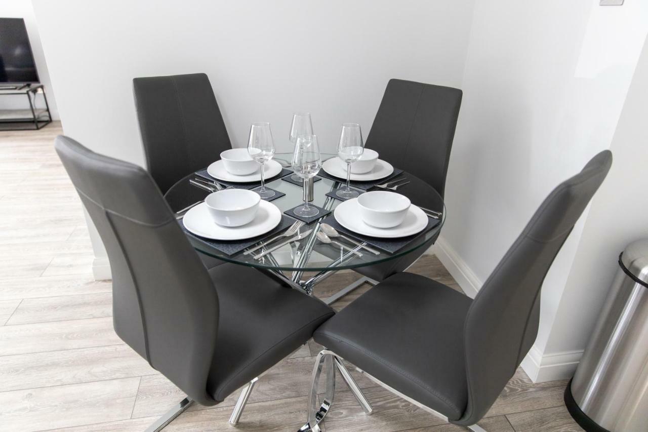 London Northwick Park Serviced Apartments By Riis Property ハーロウ エクステリア 写真