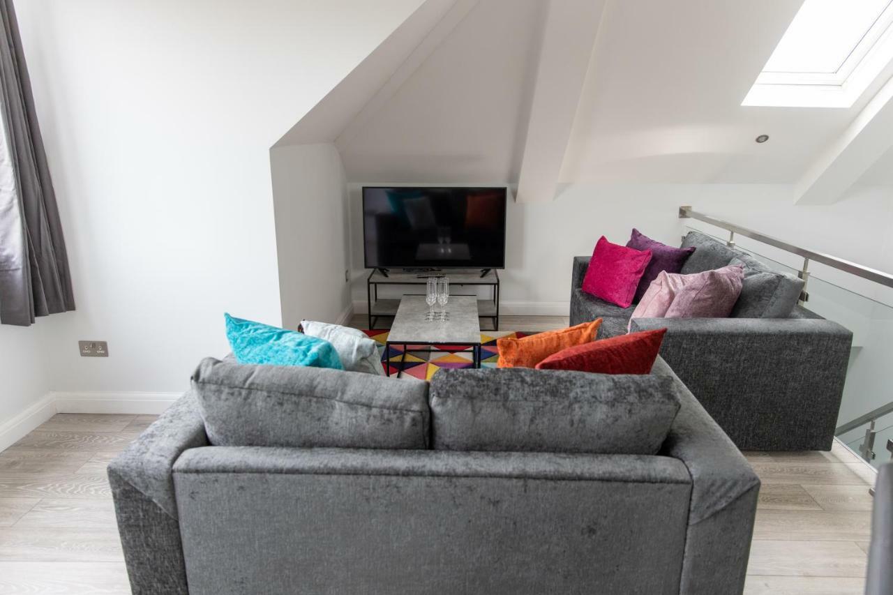 London Northwick Park Serviced Apartments By Riis Property ハーロウ エクステリア 写真