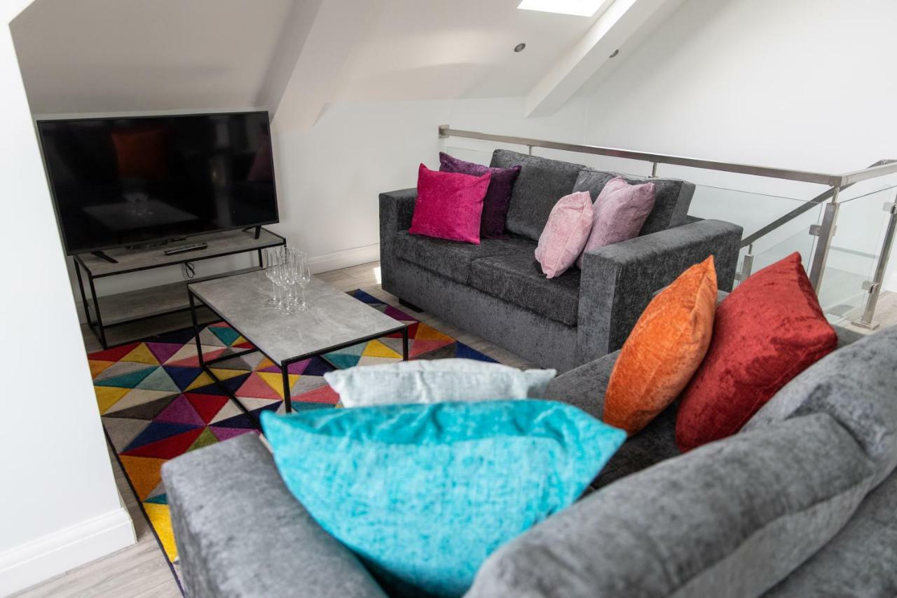London Northwick Park Serviced Apartments By Riis Property ハーロウ エクステリア 写真